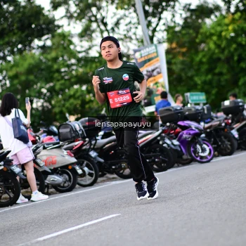 Runner Photo 4112119