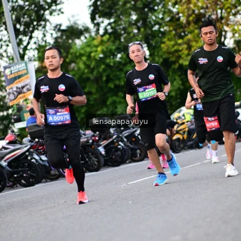 Runner Photo 4112120