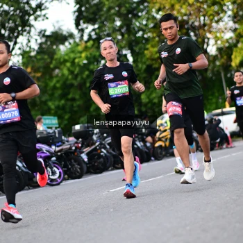Runner Photo 4112123