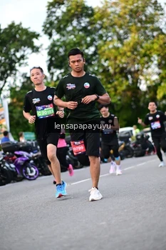 Runner Photo 4112126
