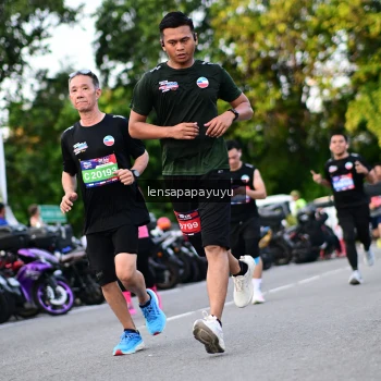 Runner Photo 4112130