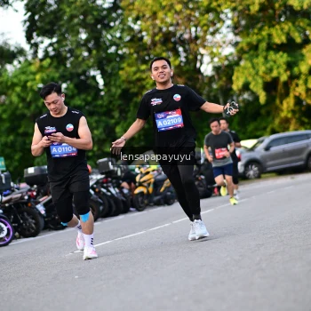 Runner Photo 4112135