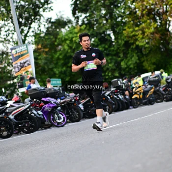 Runner Photo 4112159
