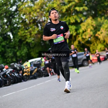 Runner Photo 4112173
