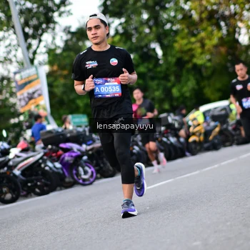 Runner Photo 4112184