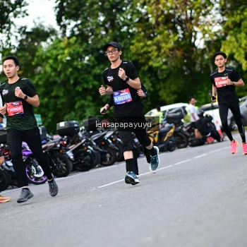 Runner Photo 4112201