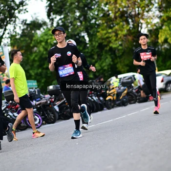 Runner Photo 4112207