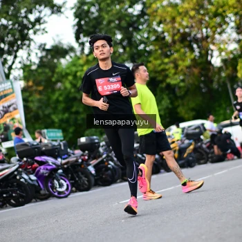 Runner Photo 4112220