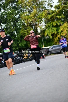 Runner Photo 4112230