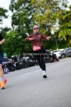Runner Photo 4112240