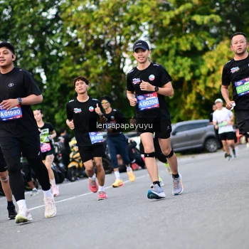 Runner Photo 4112313