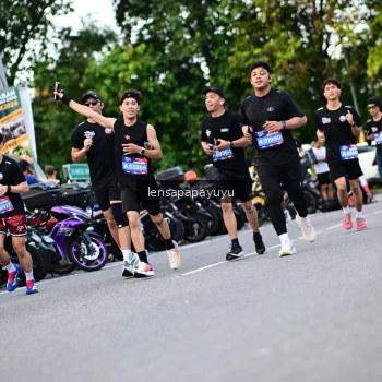 Runner Photo 4112317