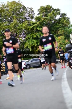 Runner Photo 4112337