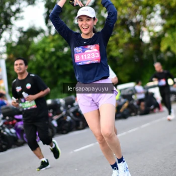 Runner Photo 4112350
