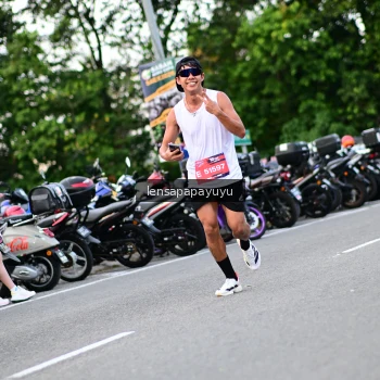 Runner Photo 4112390