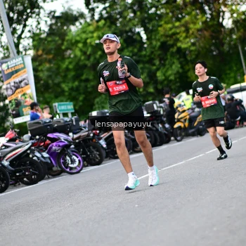 Runner Photo 4112404