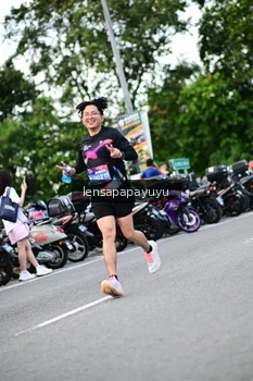Runner Photo 4112405