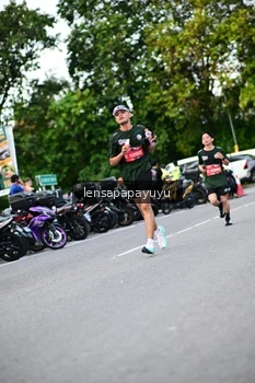 Runner Photo 4112406