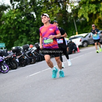 Runner Photo 4112447