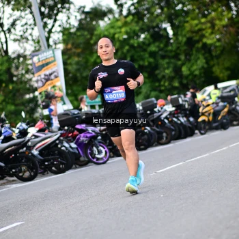 Runner Photo 4112480