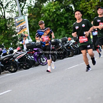 Runner Photo 4112502