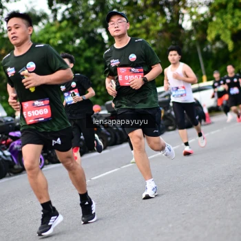 Runner Photo 4112505