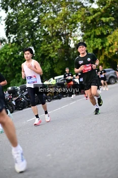 Runner Photo 4112515