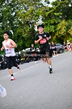 Runner Photo 4112520