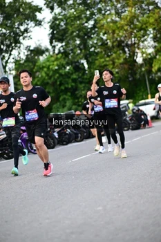 Runner Photo 4112538