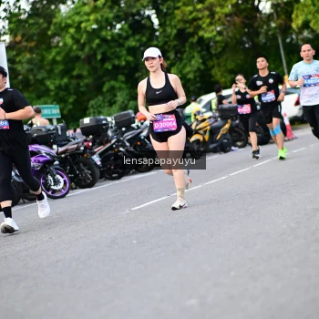 Runner Photo 4112550