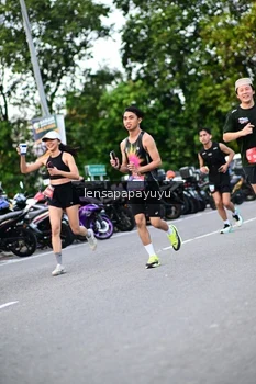 Runner Photo 4112602