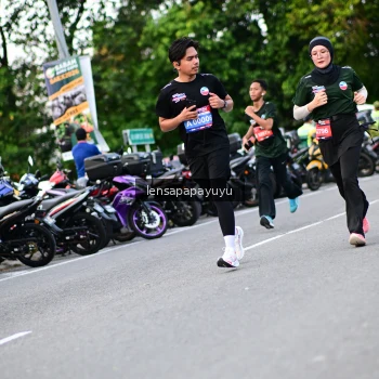 Runner Photo 4112679