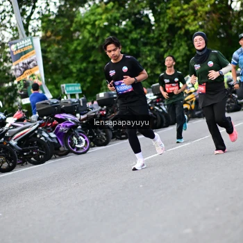 Runner Photo 4112680