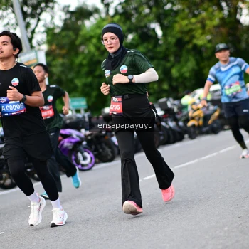 Runner Photo 4112690