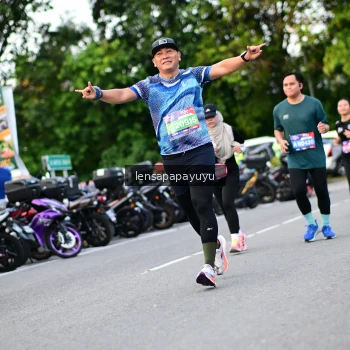 Runner Photo 4112697