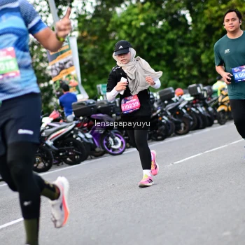 Runner Photo 4112703