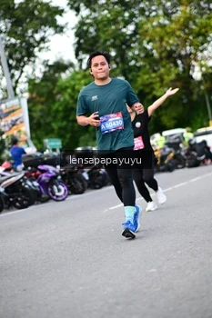 Runner Photo 4112711