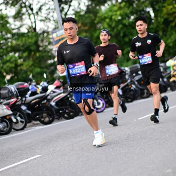Runner Photo 4112738