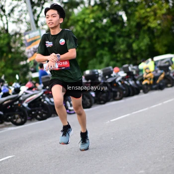 Runner Photo 4112762
