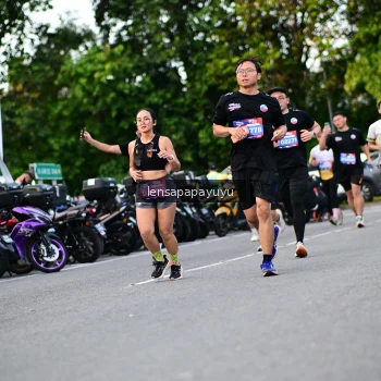 Runner Photo 4112772