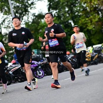Runner Photo 4112812