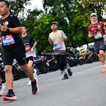 Runner Photo 4112815