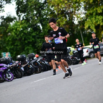 Runner Photo 4112853