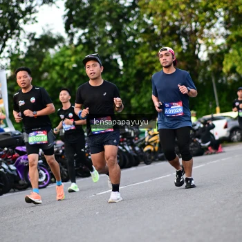 Runner Photo 4112862