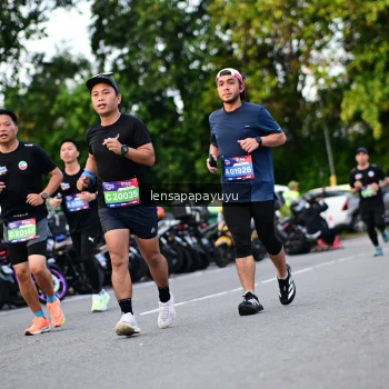 Runner Photo 4112864