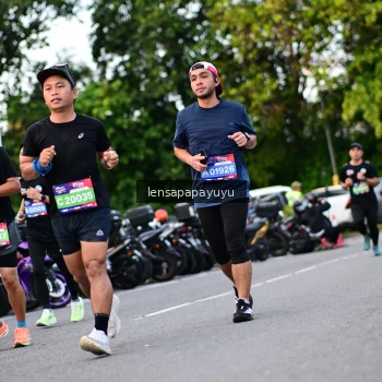 Runner Photo 4112880