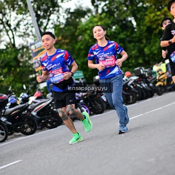 Runner Photo 4112935