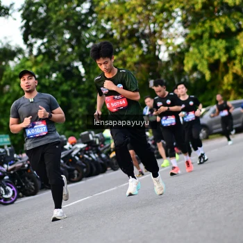 Runner Photo 4112948