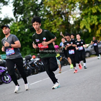 Runner Photo 4112950