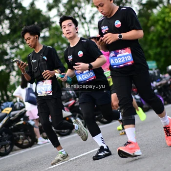 Runner Photo 4112976